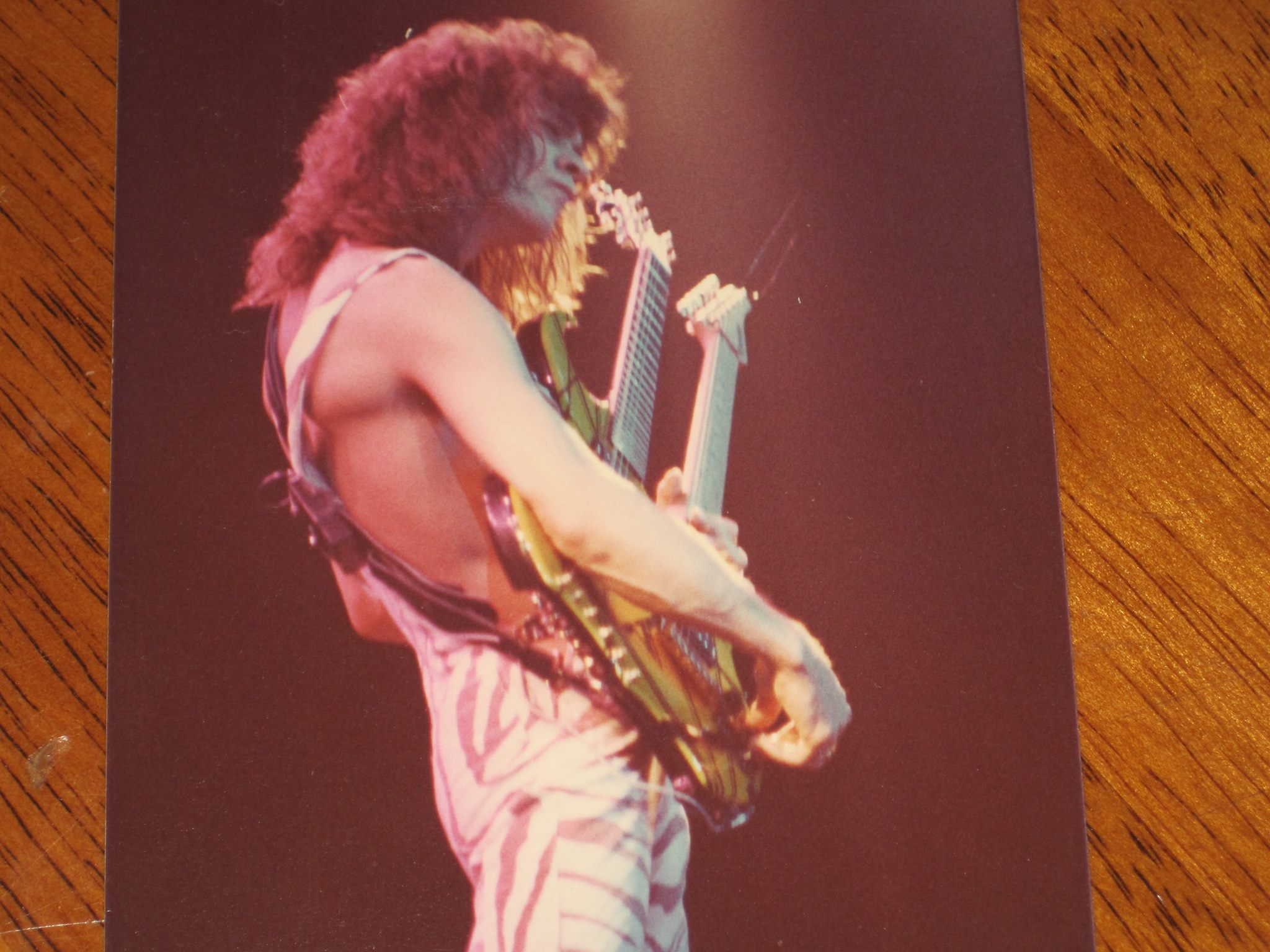 Van Halen Live Bootleg - 11/18/1982 - Dallas, TX @ Reunion Arena